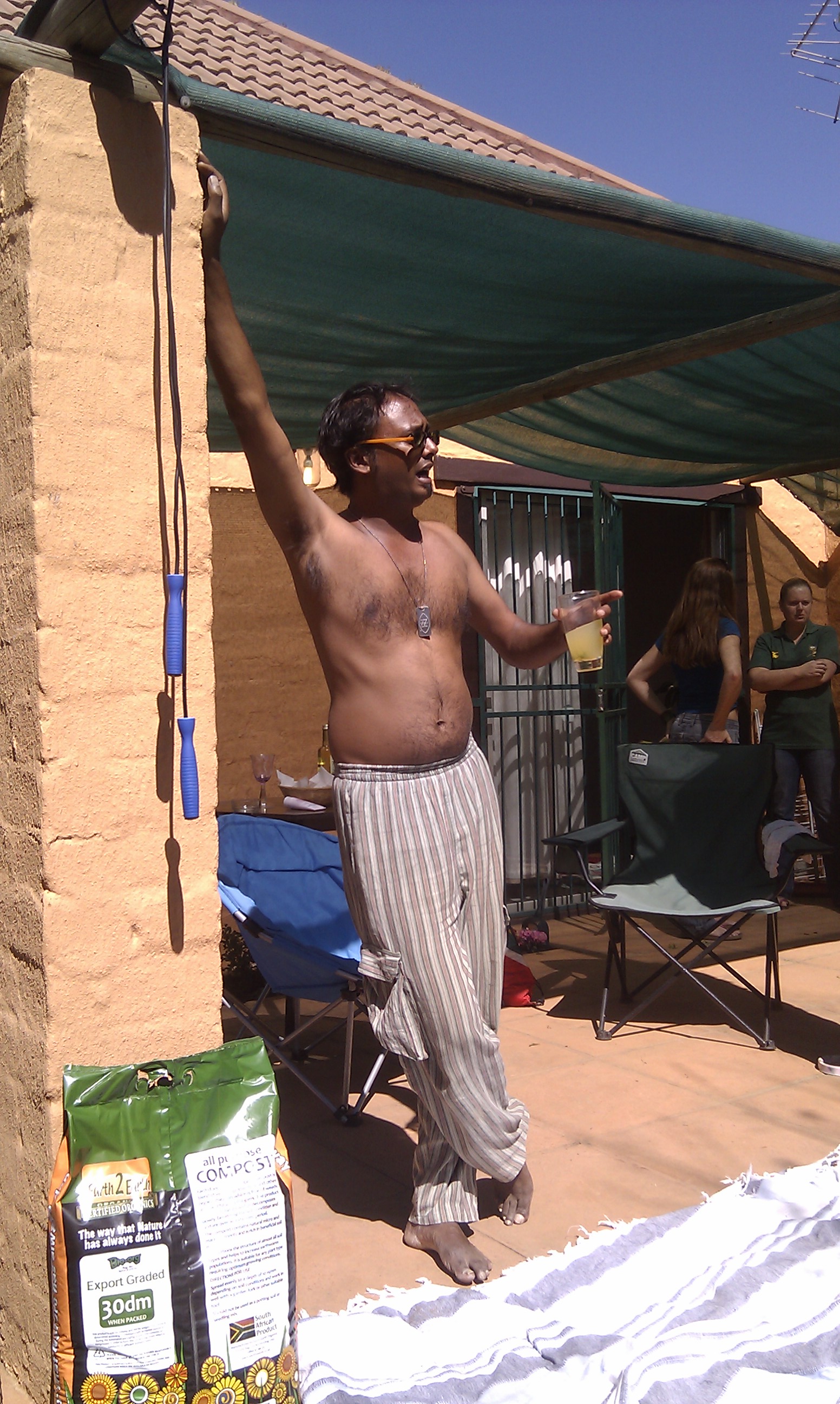 The topless host, potjiekos and the resistance